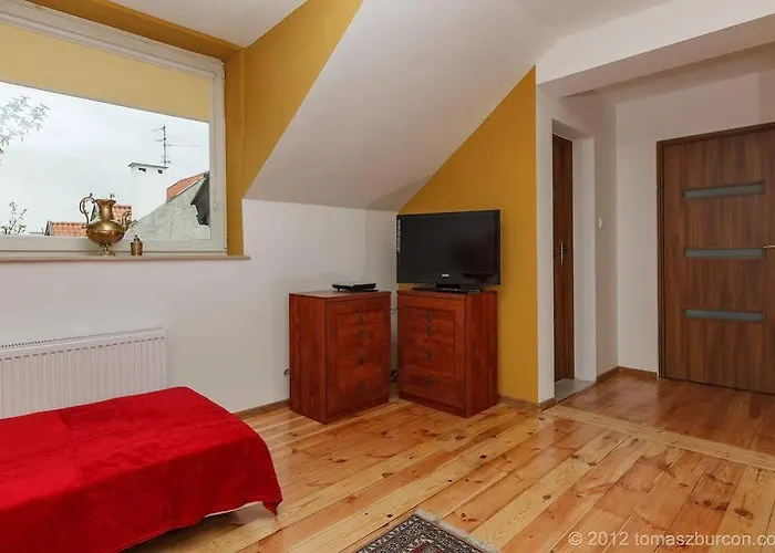 Bach Δωμάτια σε οικογενειακή κατοικία *